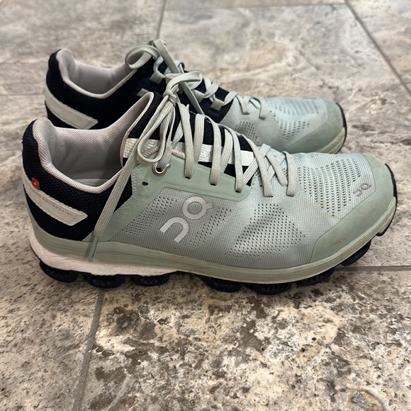 On Cloud Surfer 6 - Picture 4 of 5